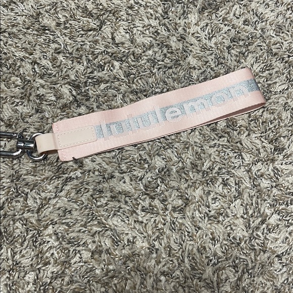 Lululemon Neverlost keychain - Picture 3 of 5
